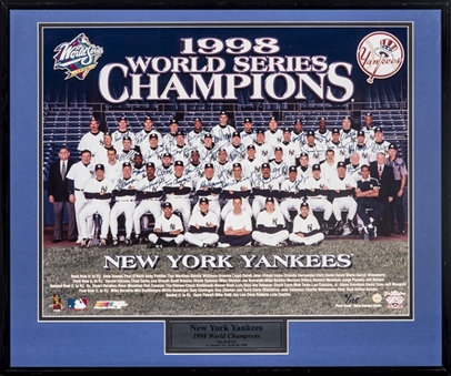 1998 World Series Champions New York Yankees Signed Team Photo With 33 Signatures Including Jeter, Pettitte & Rivera In 24x20 Framed Display (Beckett)